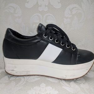 Steve Madden Women's Strippey Fashion Sneaker